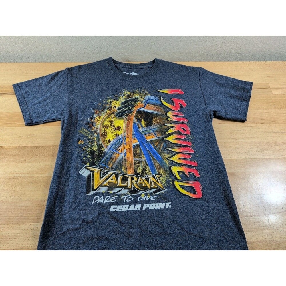 Cedar Point I Survived Valravn Graphic T-Shirt Small Blue Gray Rollercoaster
